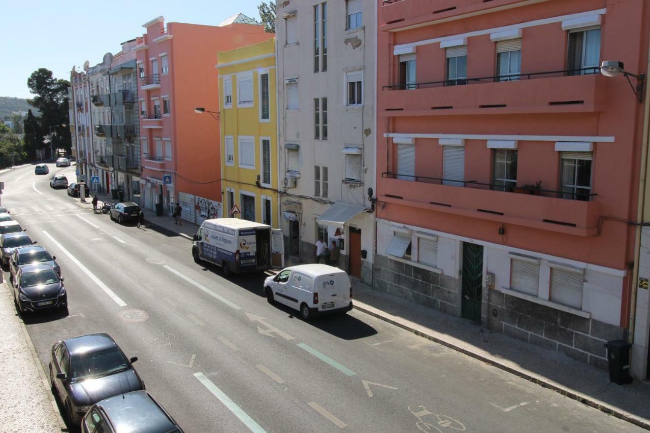 Sete Rios, Near Zoo Lisboa/ Free Wifi Lisbon